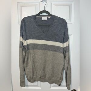 Calvin Klein Men's V-Neck Sweater in Gray and Cream